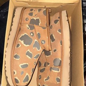UGG Tan and Gray Leopard Print Women's Shoes